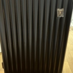 キャリーケース