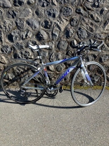 GIANT FCR1フラットバーロード