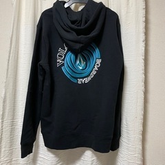 VOLCOM スウェットパーカーの画像