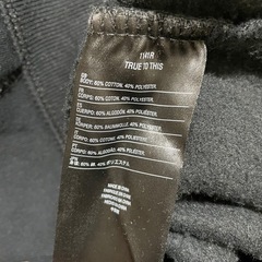 VOLCOM スウェットパーカーの画像
