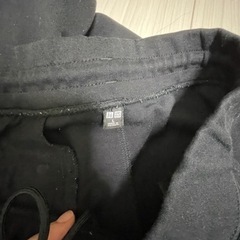 ユニクロ　メンズL スエット　黒の画像