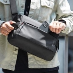 ボディバッグ tomtoc 容量7Lの画像