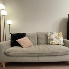 布貼り3人掛けソファの画像