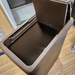 オシャレ　ダストボックスの画像