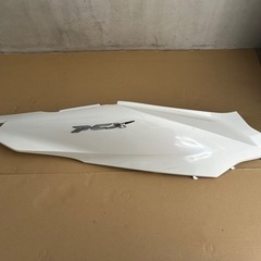 PCX125 160純正カバーセットRボディ　ホワイト