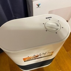 山善セラミックファンヒーター HF-B104の画像