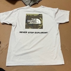 ノースフェイス　バックロゴTシャツ　迷彩の画像