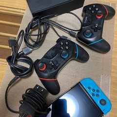 【美品】スイッチ　本体　コントローラー　2個