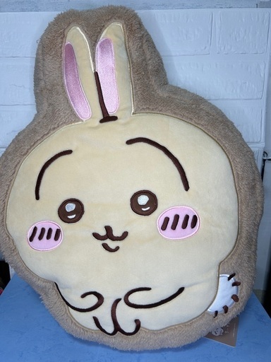 人気在庫ラスト１新品ちいかわ　うさぎ　もこもこダイカットクッション