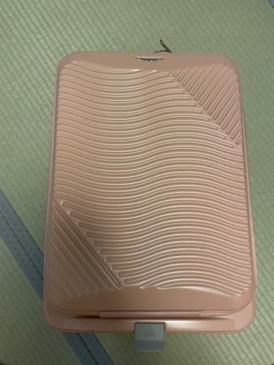 スーツケース