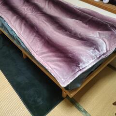 シングルベッド用木製フレームの画像