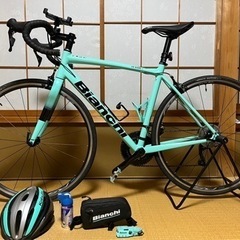 ビアンキ　ロードバイク　付属品もつけます。浜松市近郊なら配達要相談