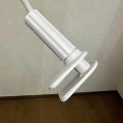 ヘアドライヤークリップドライヤースタンドドライヤーホルダーの画像