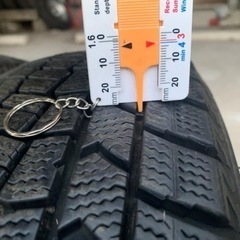 165/65-14スタッドレスタイヤの画像