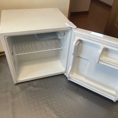 小型冷蔵庫