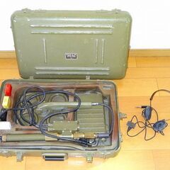 米軍放出品　金属探知機　ＡＮ／ＰＳＳ－１１？　金属製収納ケース、予備モジュール他一式付き　動作品　地雷探知機　メタルディテクター　AN/PSS-11 Detecting Set VINTAGE US ARMY AN/PSS-11 Vintage Mine Detector Vietnam War