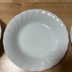 お皿　白色　丸型　3枚セットの画像
