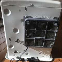 ０円　石油ファンヒーター 動作確認済み　大型　差し上げます。ＮＯ②