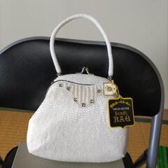 値下げします　未使用品　ビーズバッグの画像