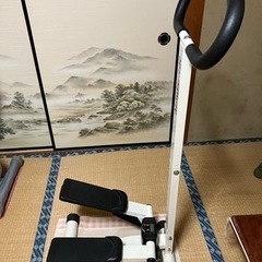 トレーニングマシンの画像