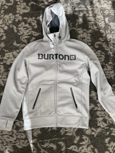BURTONスノーボードウェア上