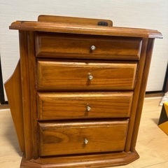 サイドテーブル･小物入れ