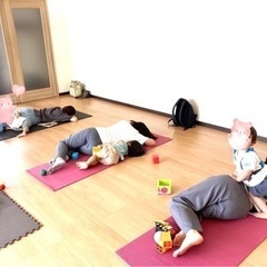 お子さま連れOKのママヨガ🧘‍♀️心も身体もほぐされてほっこり☕️の画像