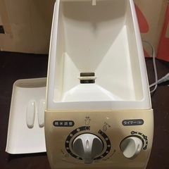 山善 圧力式 家庭用精米機 YNS-240の画像