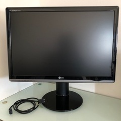 【受け渡し先決定】LG PCモニター W2600V 25.5インチ