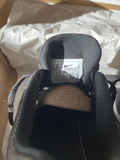 【新品未使用】NIKE ナイキ　ズームフライ5 26.5cm