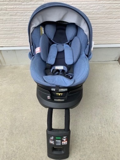 【決まりました】チャイルドシート　ISOFIX 日本製　エールべべAILEBEBE ブルー青色