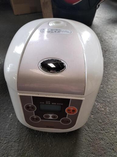 中古品　【BONABONA】 マイコン炊飯器 BK-R60　2013年製