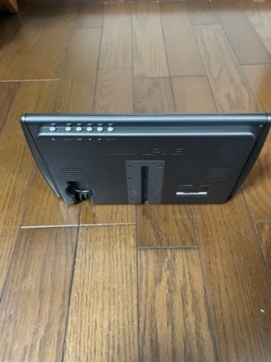 ALPINE 9inchリアモニター
