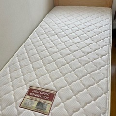 ニトリ　すのこ木製シングルベッド　ボンネルコイルマットレス付き