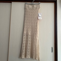 新品　レーススカート