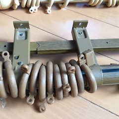 伸縮カーテンレール　ダブルの画像