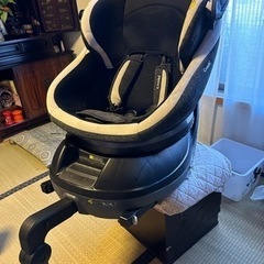 コンビチャイルドシート