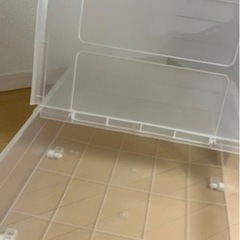 (売り切れ)ニトリ ベット下収納クリアケース 2つの画像