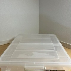 (売り切れ)ニトリ ベット下収納クリアケース 2つ
