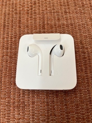 iPhone 純正イヤホン④