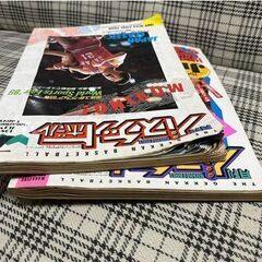 古本 月刊バスケットボール 1989年 7月号 1991年 11月号 2冊セット バスケ雑誌 ポスター付き 現状品  札幌市白石区 白石店 の画像