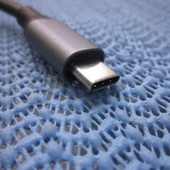 USB C端子⇒USB:A ✖2 ＋ USB:C  ＋ HDMI　変換の画像