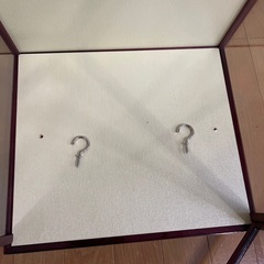 恐らく日本人形が入っていた50年ほど前のガラス製のケースになります。の画像