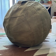 美品！カバー付きバランスボール