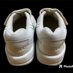 スニーカー23㎝の画像