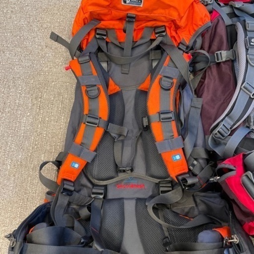 登山用（テント泊）ザック60リットル