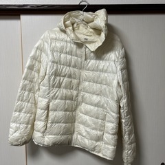 UNIQLOライトダウン　収納袋付き