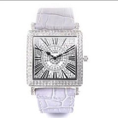 新春特別セール中　腕時計　人気商品　フランクミュラーモチーフ　スクエアの画像