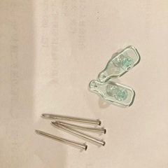 CD、ポストカードなど壁掛けラックの画像