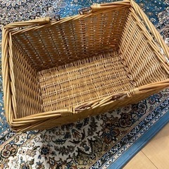 藤のバスケット、カゴ2つ